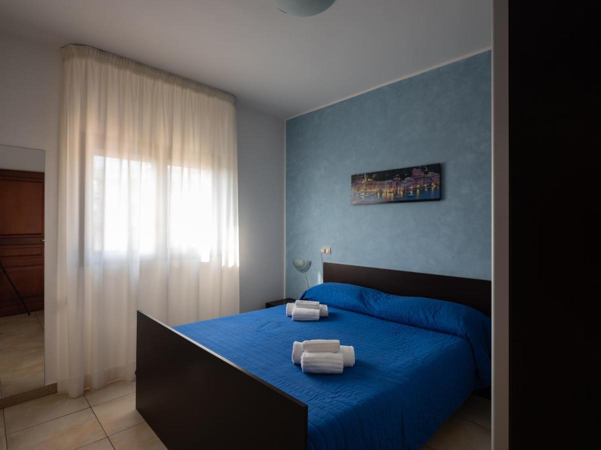 Case Vacanze Anni 20 Bagheria Bagian luar foto