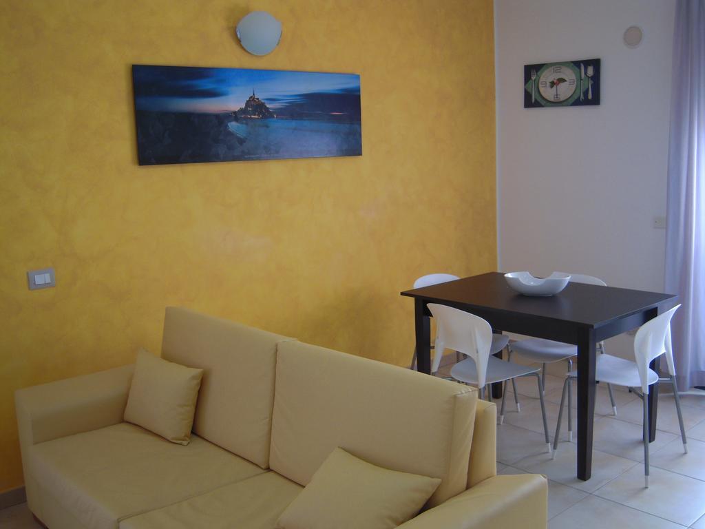 Case Vacanze Anni 20 Bagheria Bagian luar foto